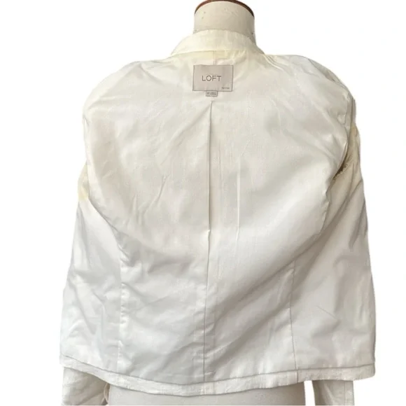 LOFT Cream Tailored Blazer with Textured Fabric - Picture 4 of 8